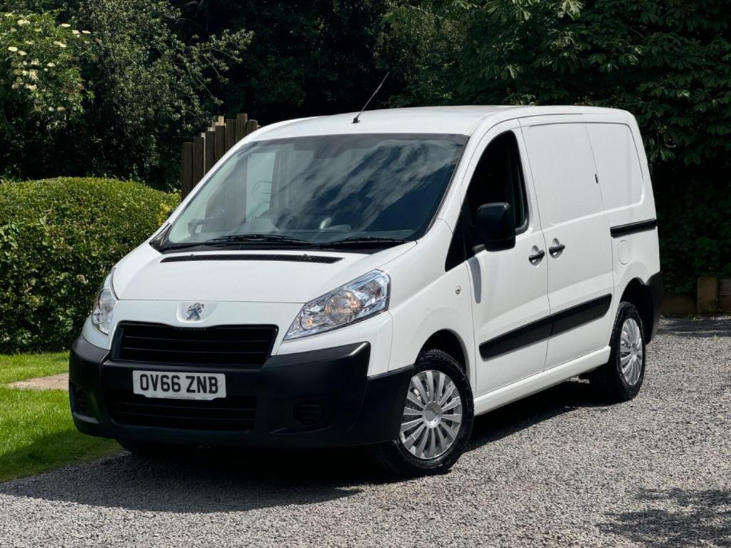 PEUGEOT EXPERT 1.6 HDi Professional L1 H1 4dr 2017