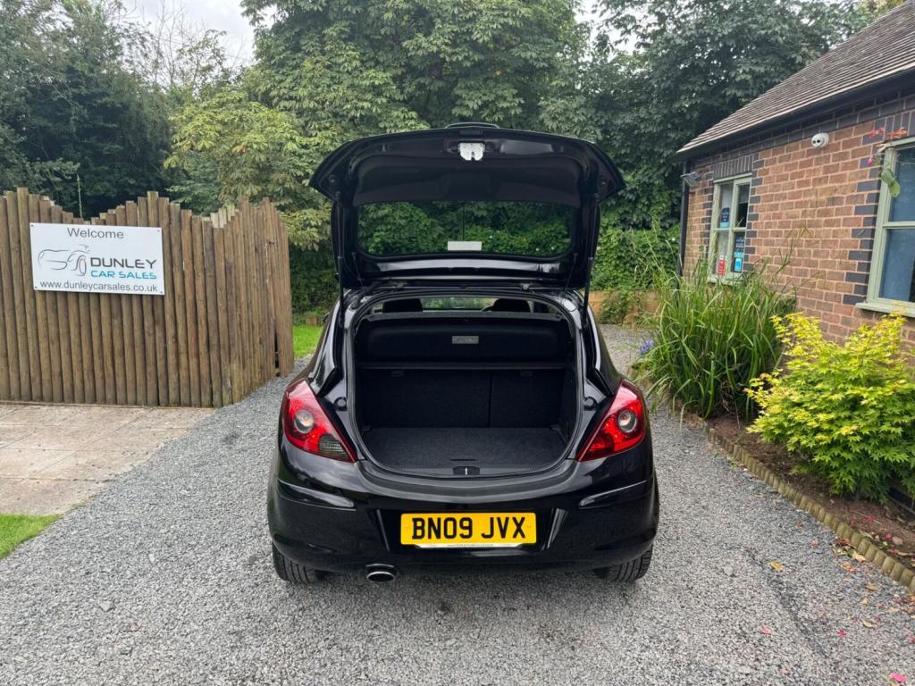 VAUXHALL CORSA 1.4i 16v SXi 3dr 2009