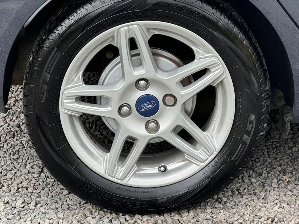 FORD FIESTA 1.5 TDCi Zetec Euro 5 5dr 2014