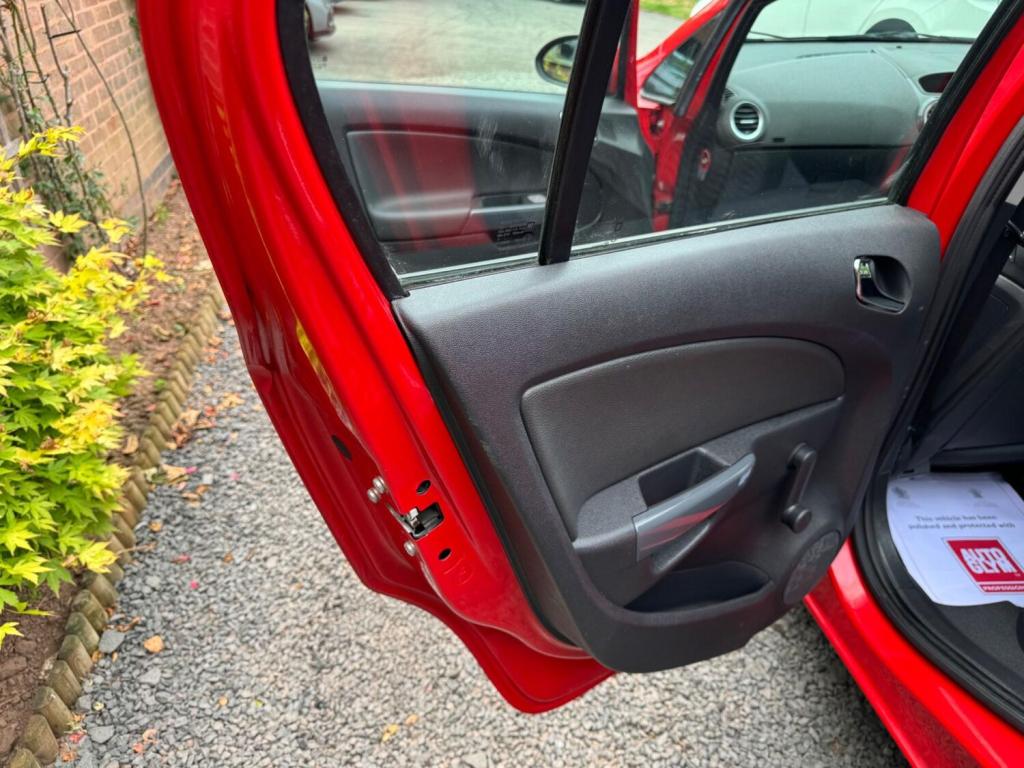 VAUXHALL CORSA 1.4 16V SE Euro 5 5dr 2012