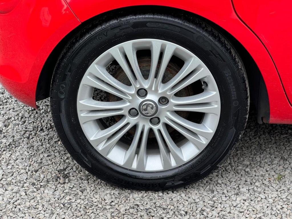 VAUXHALL CORSA 1.4 16V SE Euro 5 5dr 2012