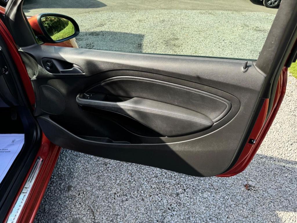 VAUXHALL ADAM 1.4 16v JAM Euro 5 3dr 2013