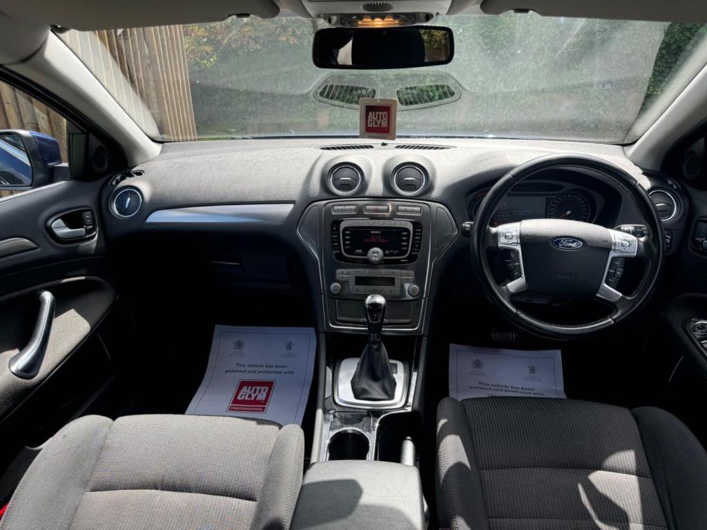 FORD MONDEO 2.0 TDCi Titanium 5dr 2009