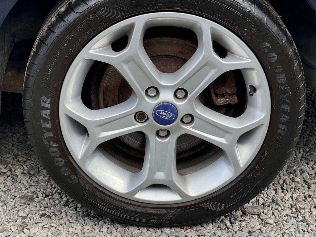 FORD MONDEO 2.0 TDCi Titanium 5dr 2009