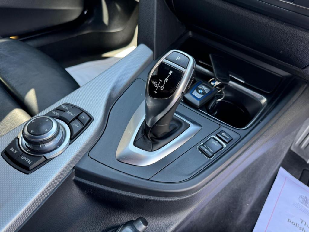 BMW 3 SERIES 2.0 320d M Sport Touring Auto Euro 5 (s/s) 5dr 2012