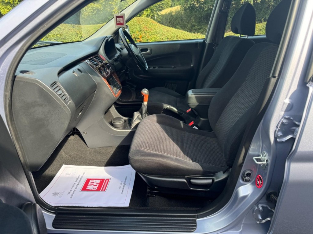 HONDA HR-V 1.6 i-VTEC 5dr 2004