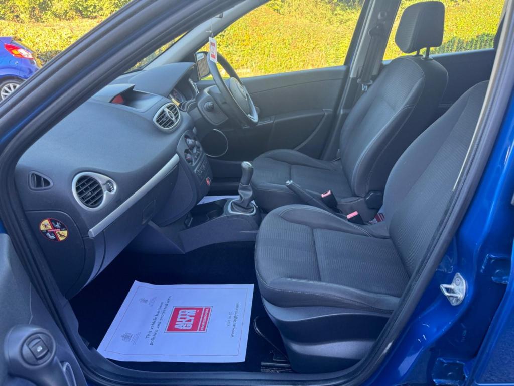 RENAULT CLIO 1.2 Dynamique Euro 4 5dr 2009