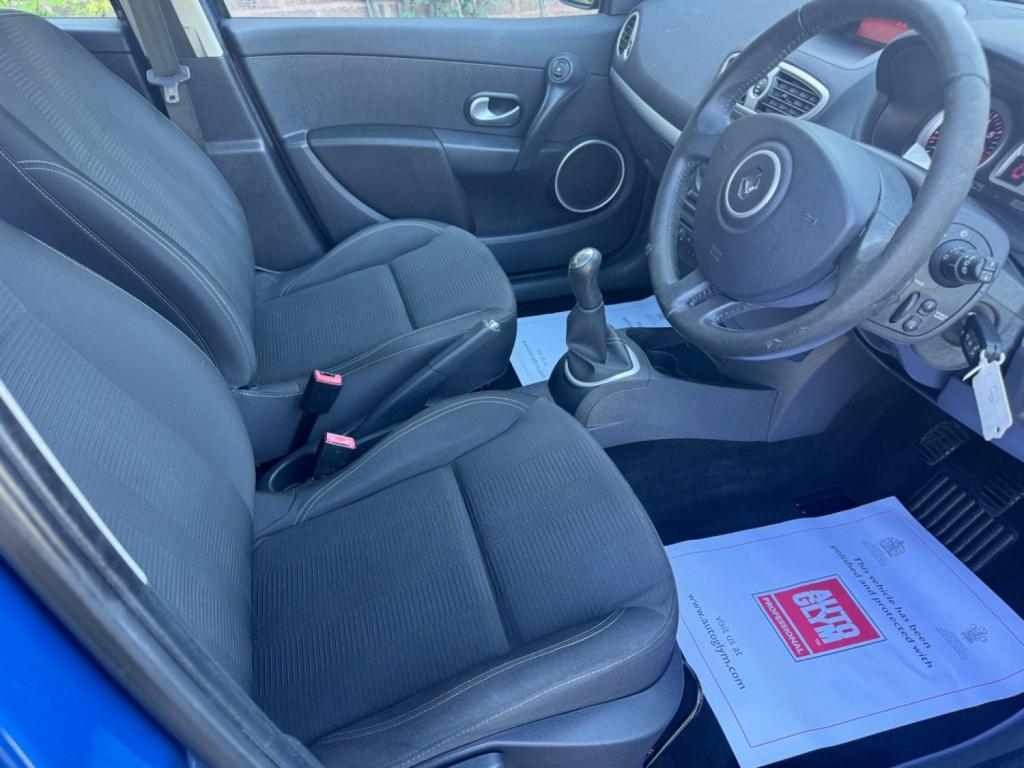 RENAULT CLIO 1.2 Dynamique Euro 4 5dr 2009