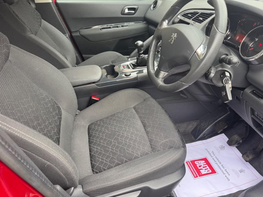 PEUGEOT 3008 1.6 HDi Active Euro 5 5dr 2014