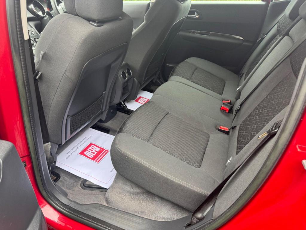 PEUGEOT 3008 1.6 HDi Active Euro 5 5dr 2014