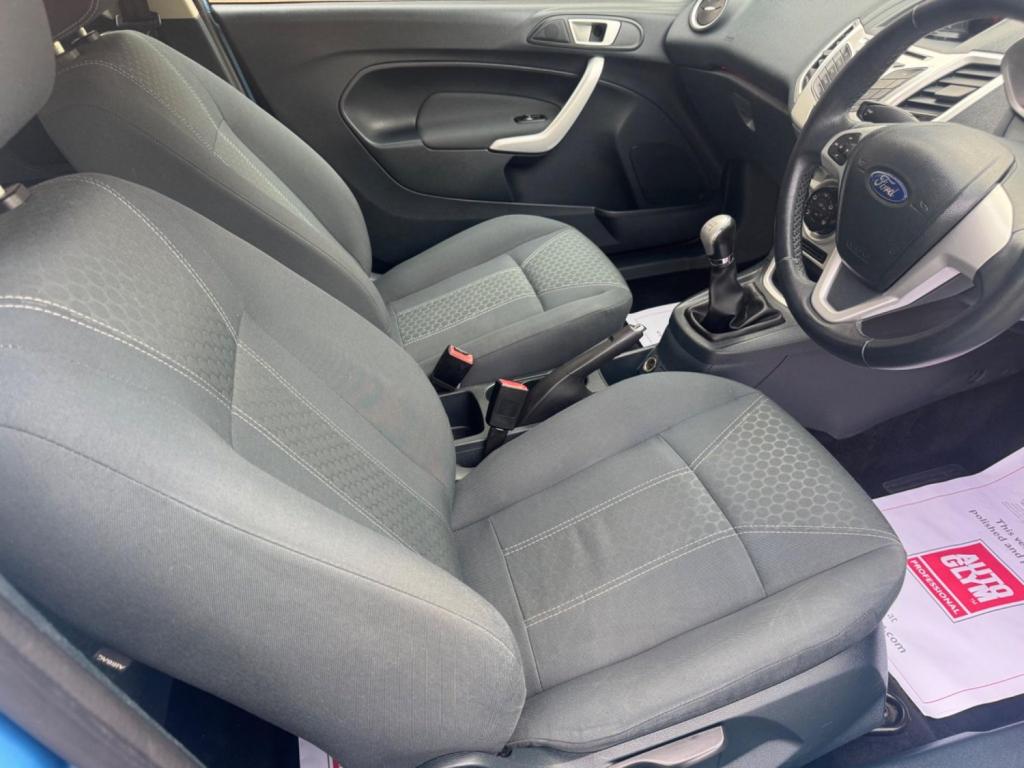 FORD FIESTA 1.4 TDCi DPF Zetec 3dr 2012