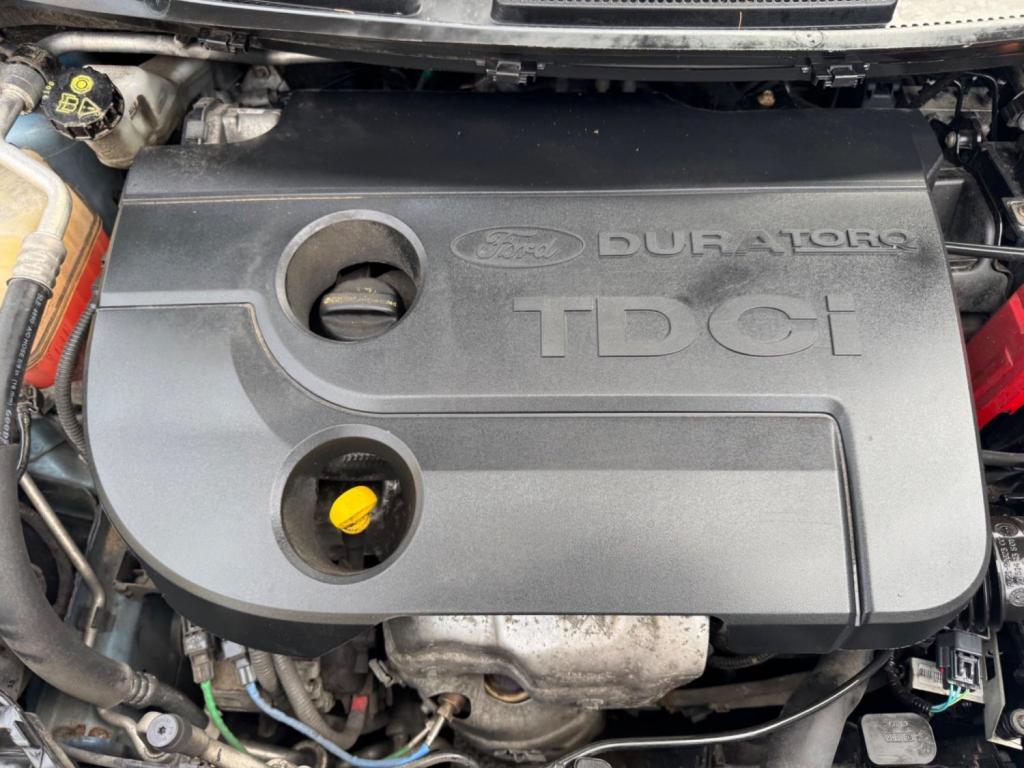 FORD FIESTA 1.4 TDCi DPF Zetec 3dr 2012