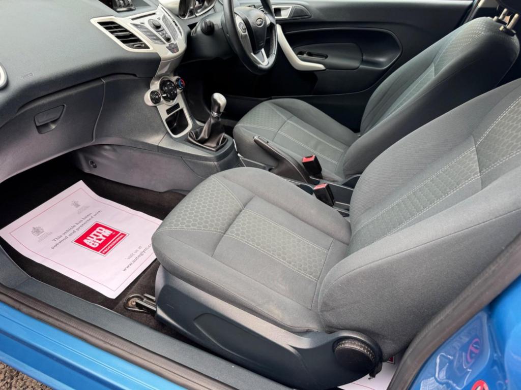 FORD FIESTA 1.4 TDCi DPF Zetec 3dr 2012