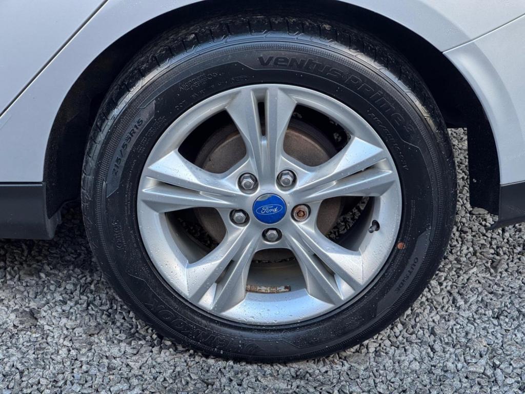 FORD FOCUS 1.0T EcoBoost Zetec Euro 5 (s/s) 5dr 2013