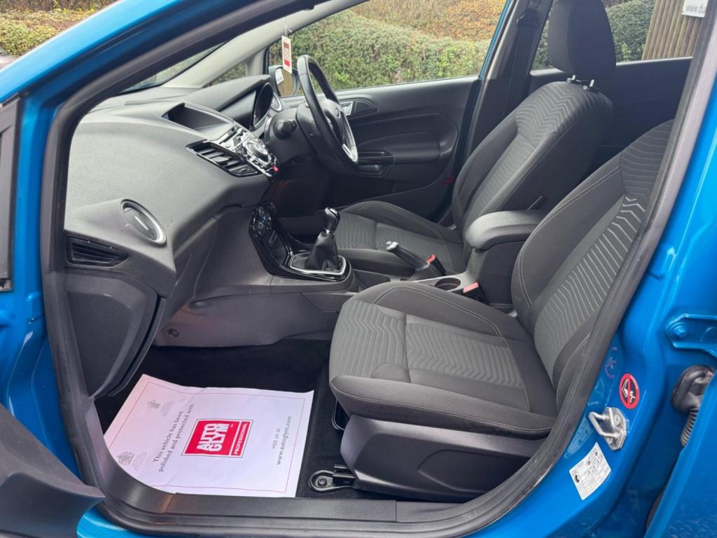 FORD FIESTA 1.0T EcoBoost Titanium Euro 5 (s/s) 5dr 2014