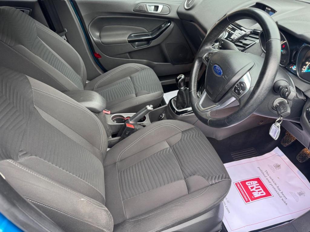 FORD FIESTA 1.0T EcoBoost Titanium Euro 5 (s/s) 5dr 2014