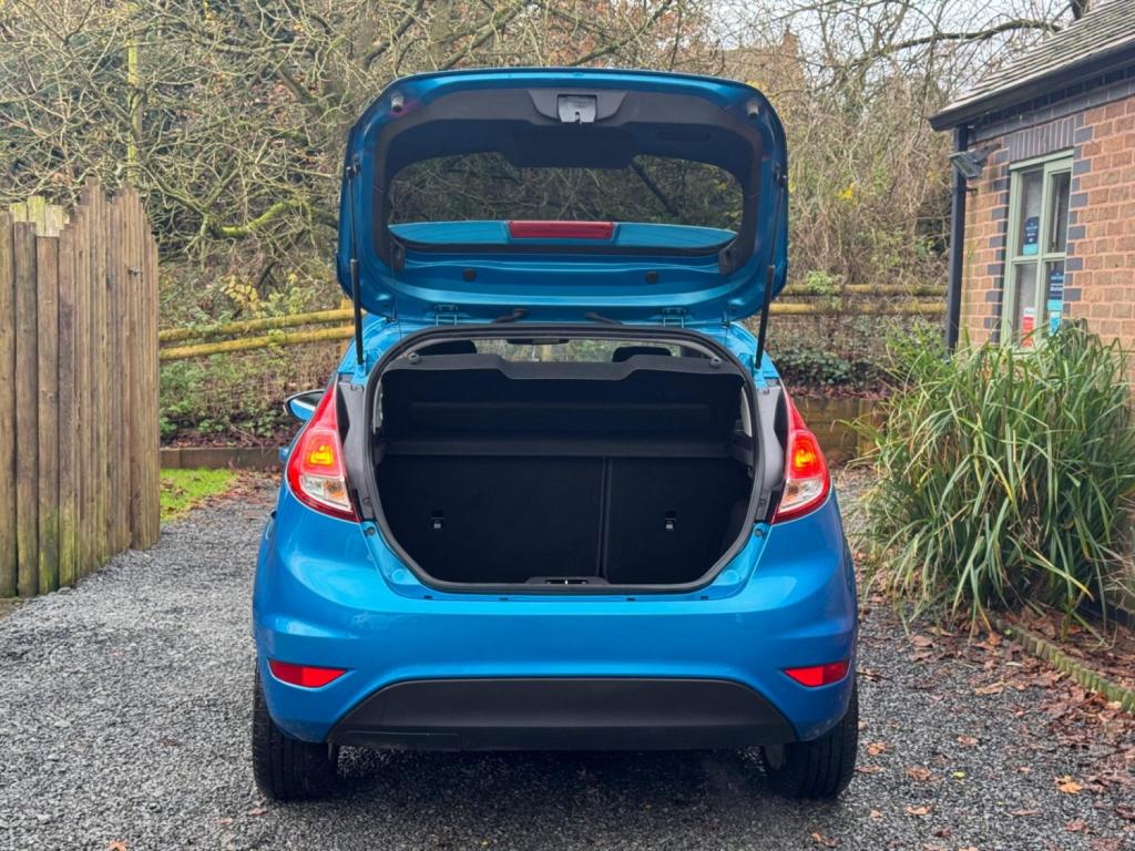 FORD FIESTA 1.0T EcoBoost Titanium Euro 5 (s/s) 5dr 2014