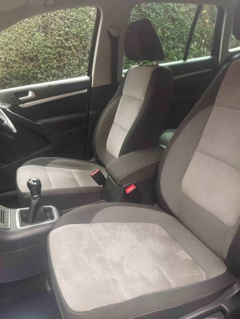 VOLKSWAGEN TIGUAN 2.0 TDI Sport 4WD Euro 5 5dr 2012