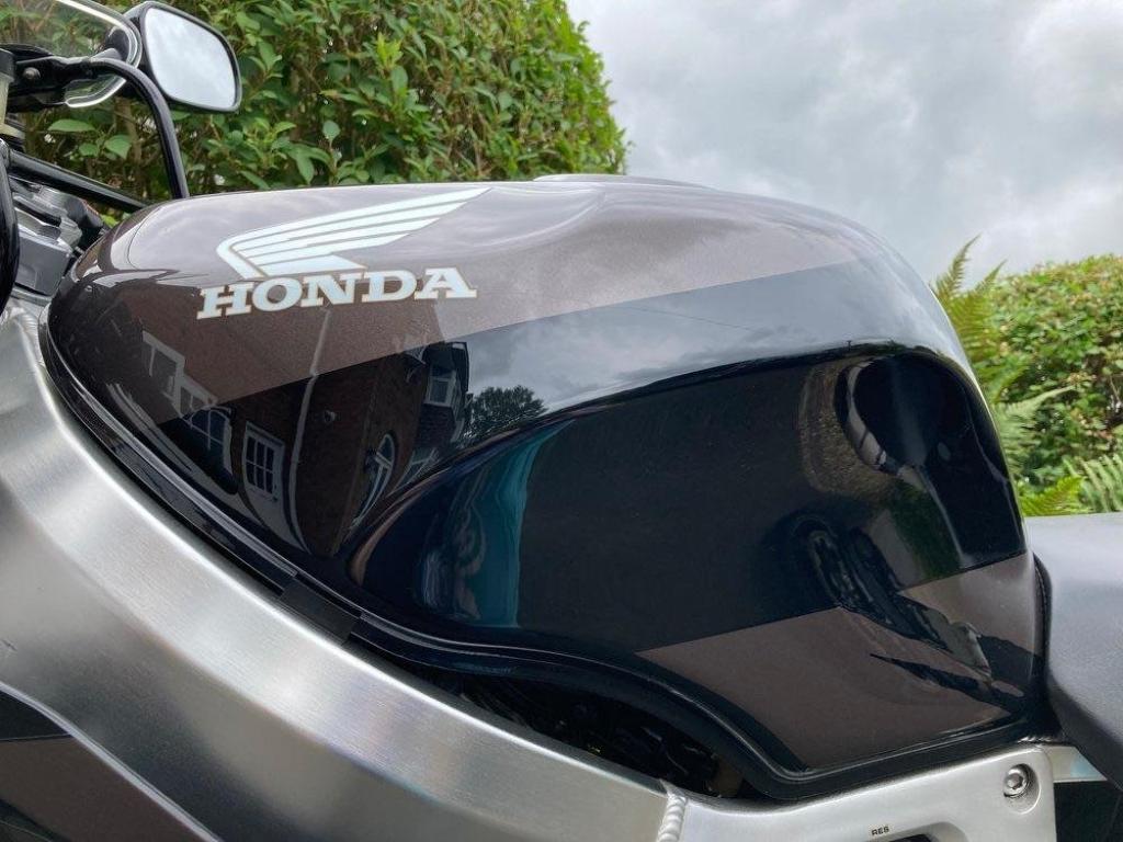 HONDA CBR900RR Fireblade  1992