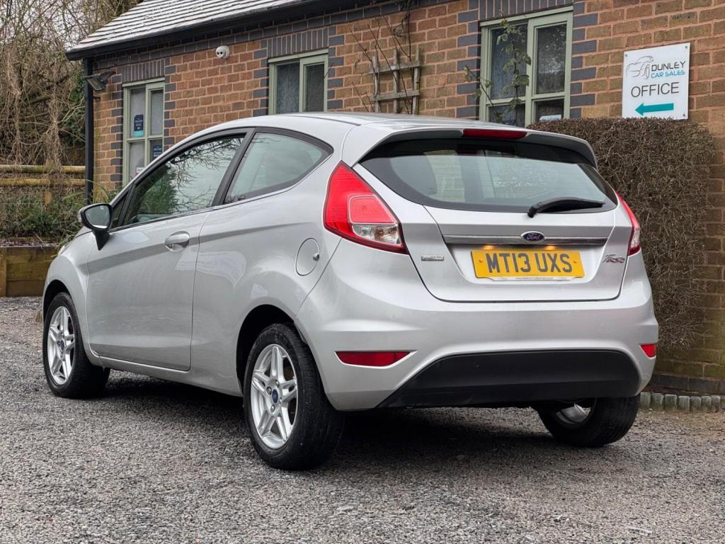 FORD FIESTA 1.0T EcoBoost Zetec Euro 5 (s/s) 3dr 2013