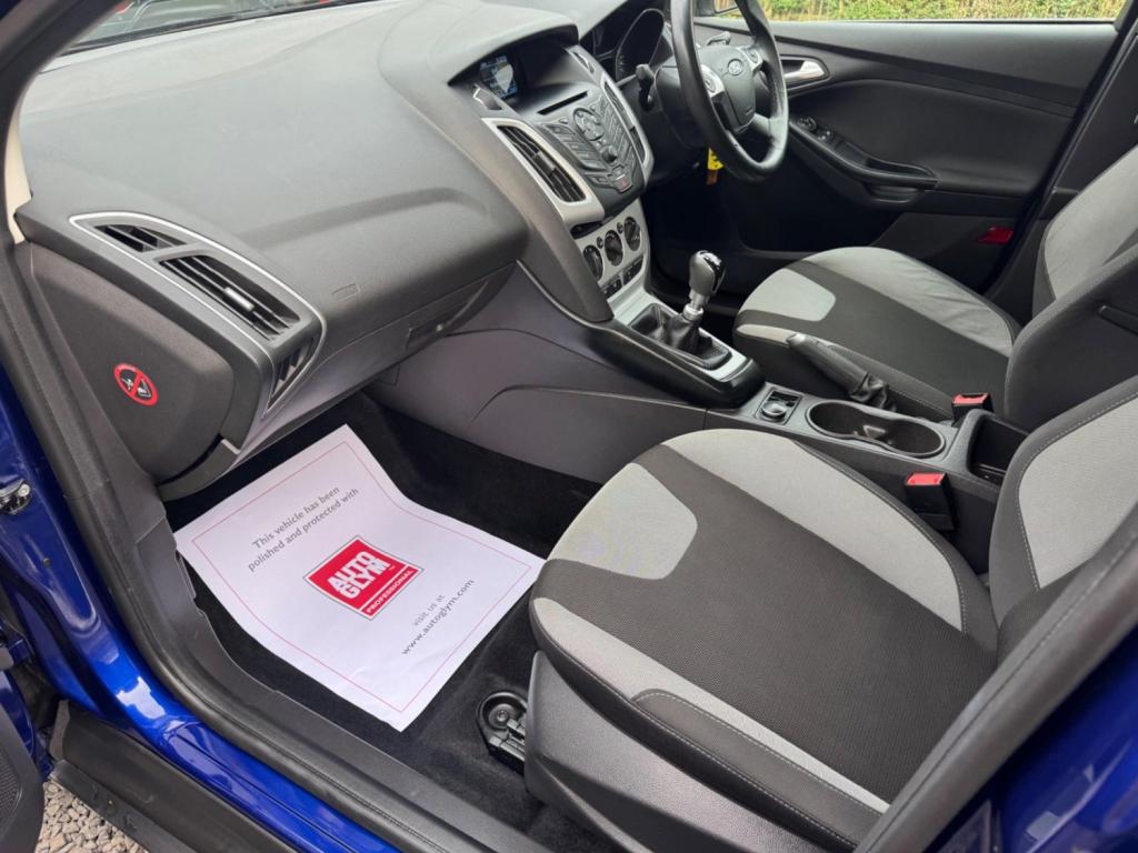FORD FOCUS 1.0T EcoBoost Zetec Euro 5 (s/s) 5dr 2013