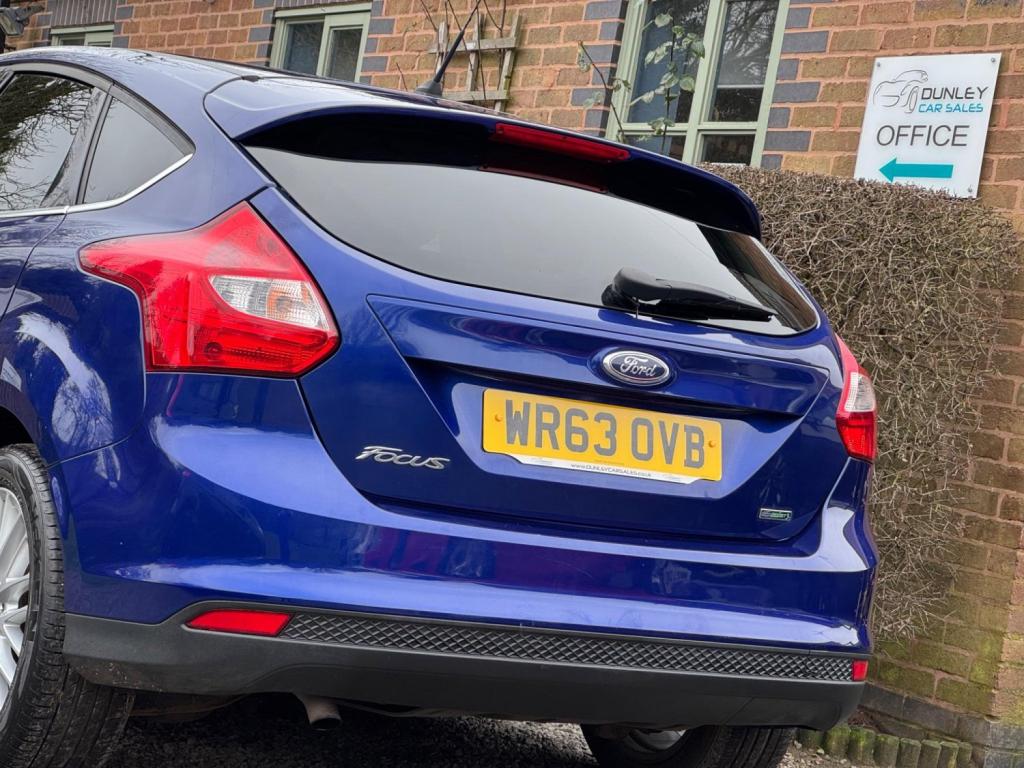 FORD FOCUS 1.0T EcoBoost Zetec Euro 5 (s/s) 5dr 2013