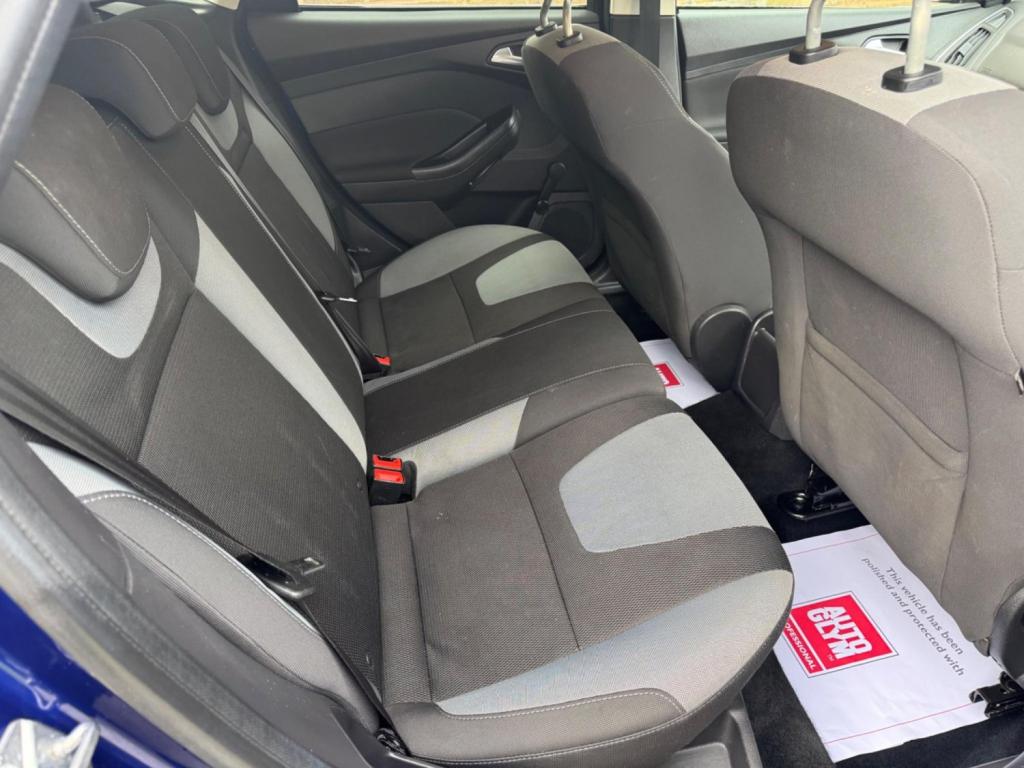 FORD FOCUS 1.0T EcoBoost Zetec Euro 5 (s/s) 5dr 2013