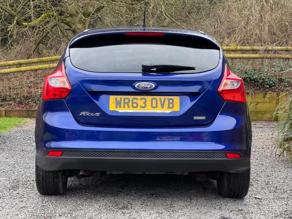FORD FOCUS 1.0T EcoBoost Zetec Euro 5 (s/s) 5dr 2013