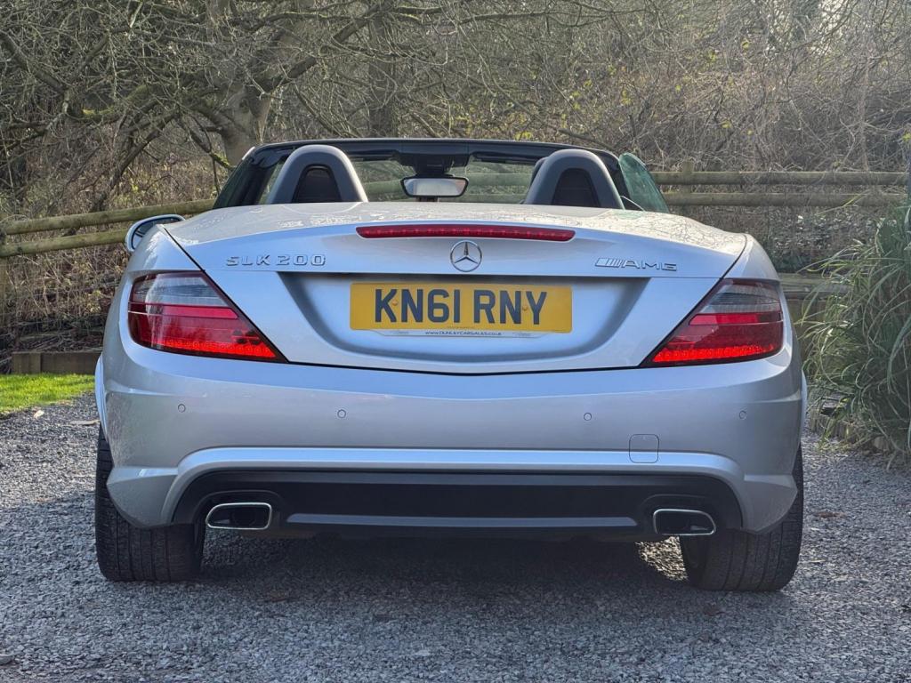 MERCEDES-BENZ SLK 1.8 SLK200 BlueEfficiency AMG Sport G-Tronic+ Euro 5 (s/s) 2dr 2011