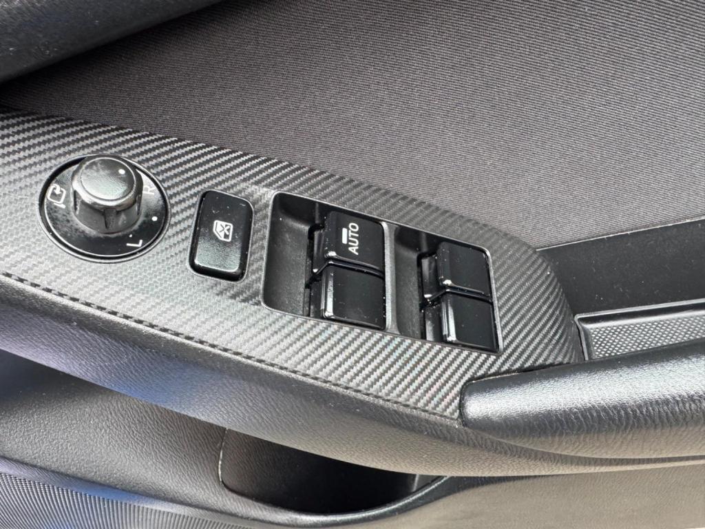 MAZDA MAZDA3 2.0 SKYACTIV-G SE-L Nav Euro 6 (s/s) 5dr 2015