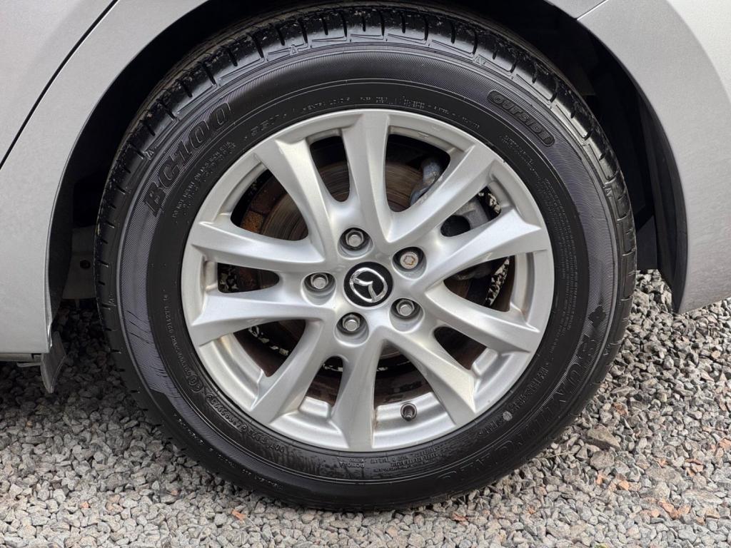 MAZDA MAZDA3 2.0 SKYACTIV-G SE-L Nav Euro 6 (s/s) 5dr 2015