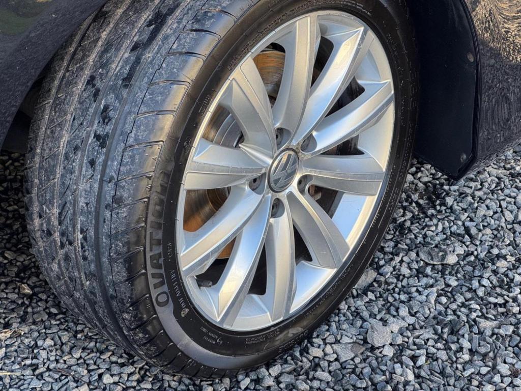 VOLKSWAGEN PASSAT 2.0 TDI BlueMotion Tech Highline Euro 5 (s/s) 5dr 2013