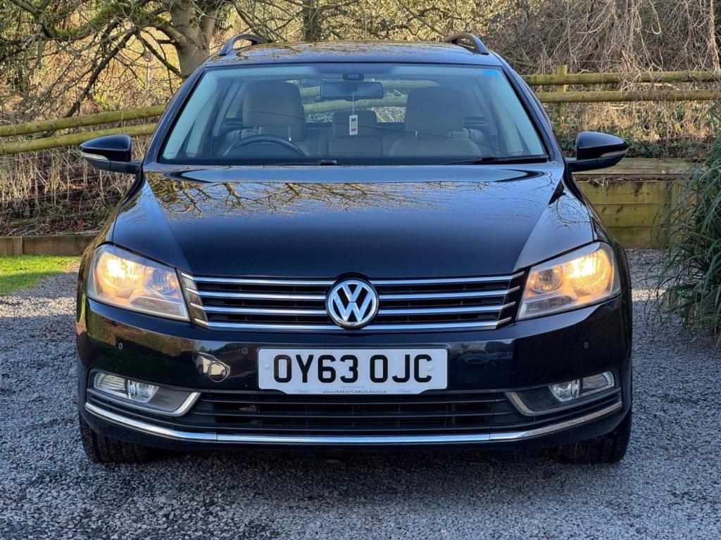 VOLKSWAGEN PASSAT 2.0 TDI BlueMotion Tech Highline Euro 5 (s/s) 5dr 2013
