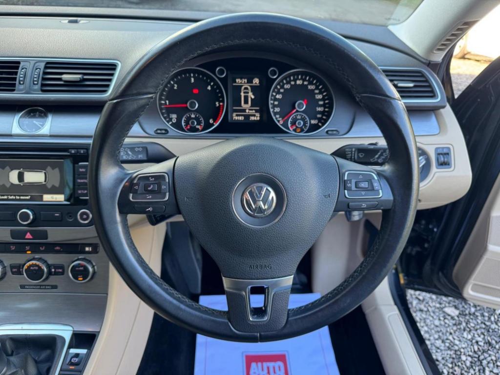 VOLKSWAGEN PASSAT 2.0 TDI BlueMotion Tech Highline Euro 5 (s/s) 5dr 2013