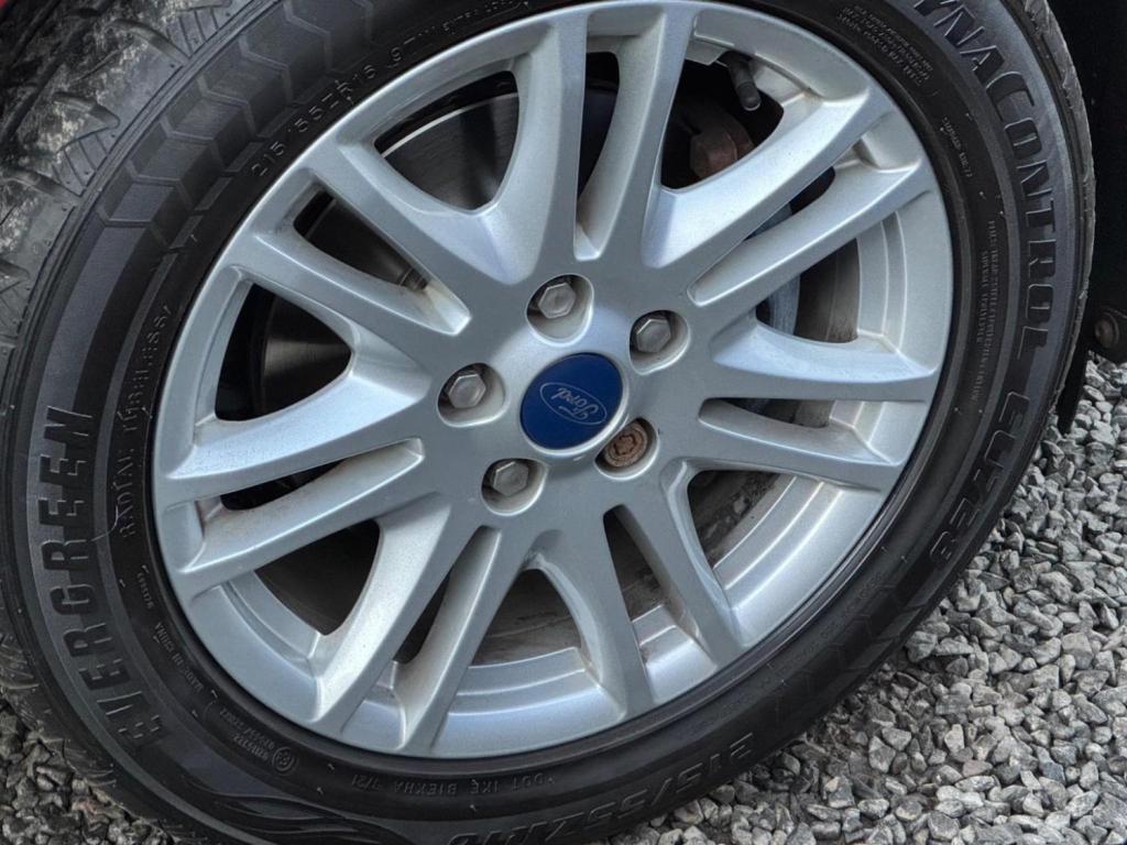 FORD FOCUS 1.0T EcoBoost Titanium Euro 5 (s/s) 5dr 2012