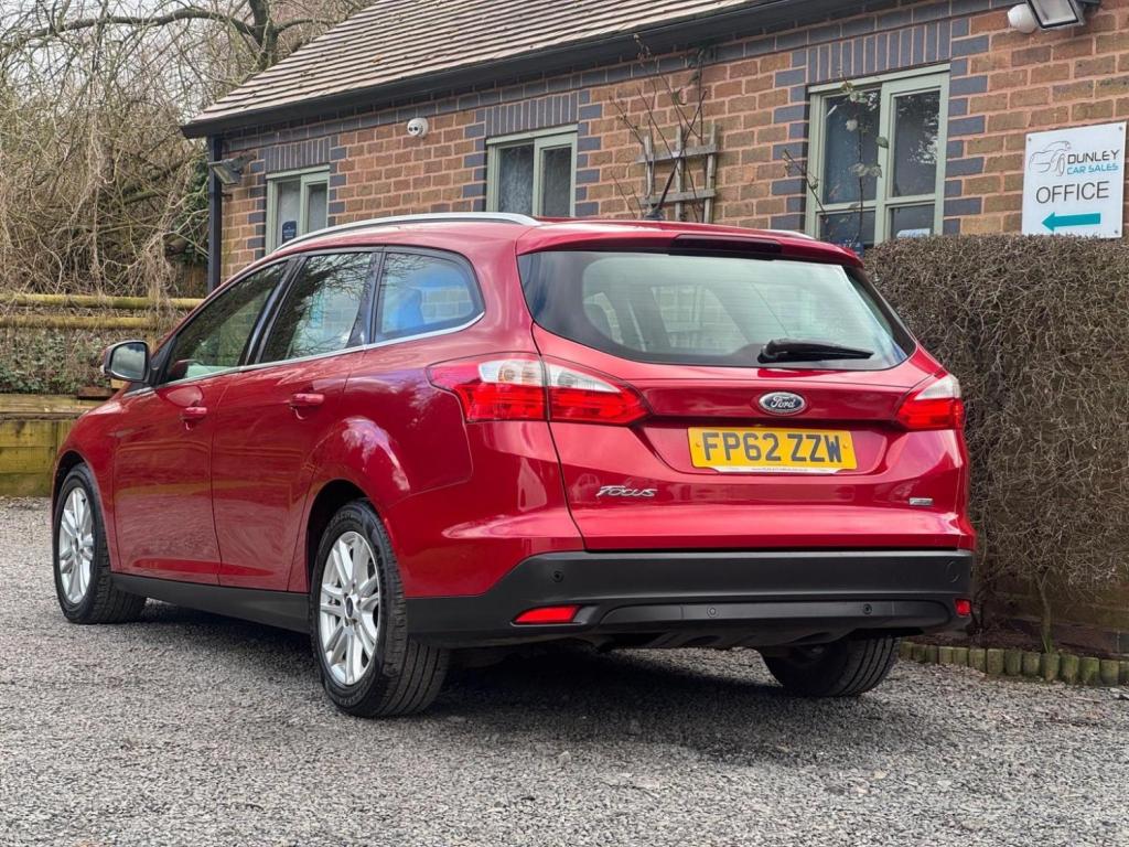 FORD FOCUS 1.0T EcoBoost Titanium Euro 5 (s/s) 5dr 2012