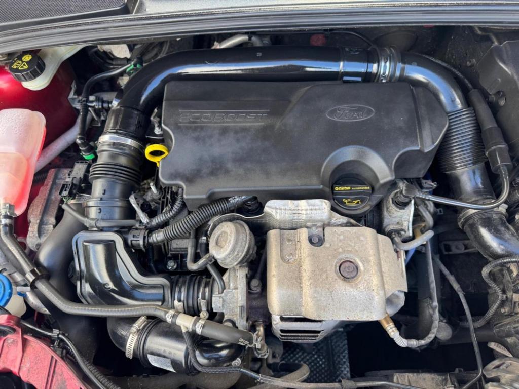 FORD FOCUS 1.0T EcoBoost Titanium Euro 5 (s/s) 5dr 2012