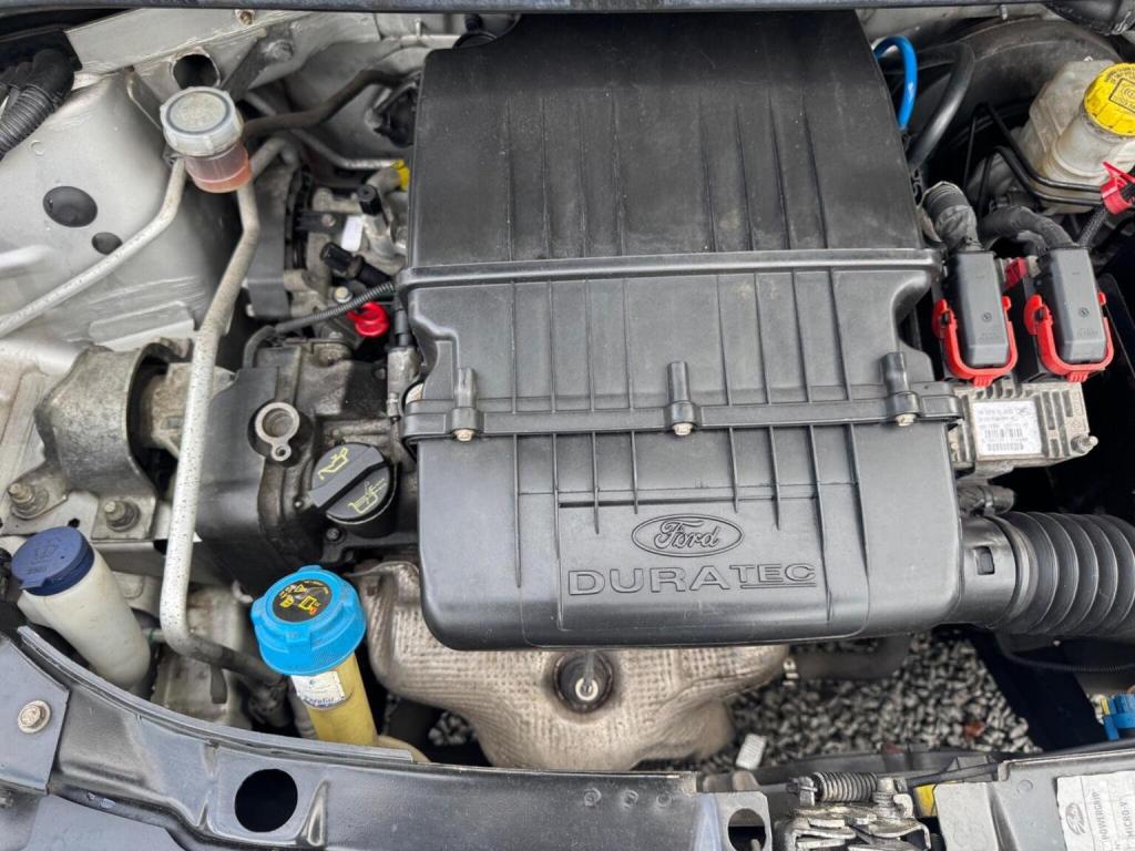 FORD KA 1.2 Zetec Euro 4 3dr 2010