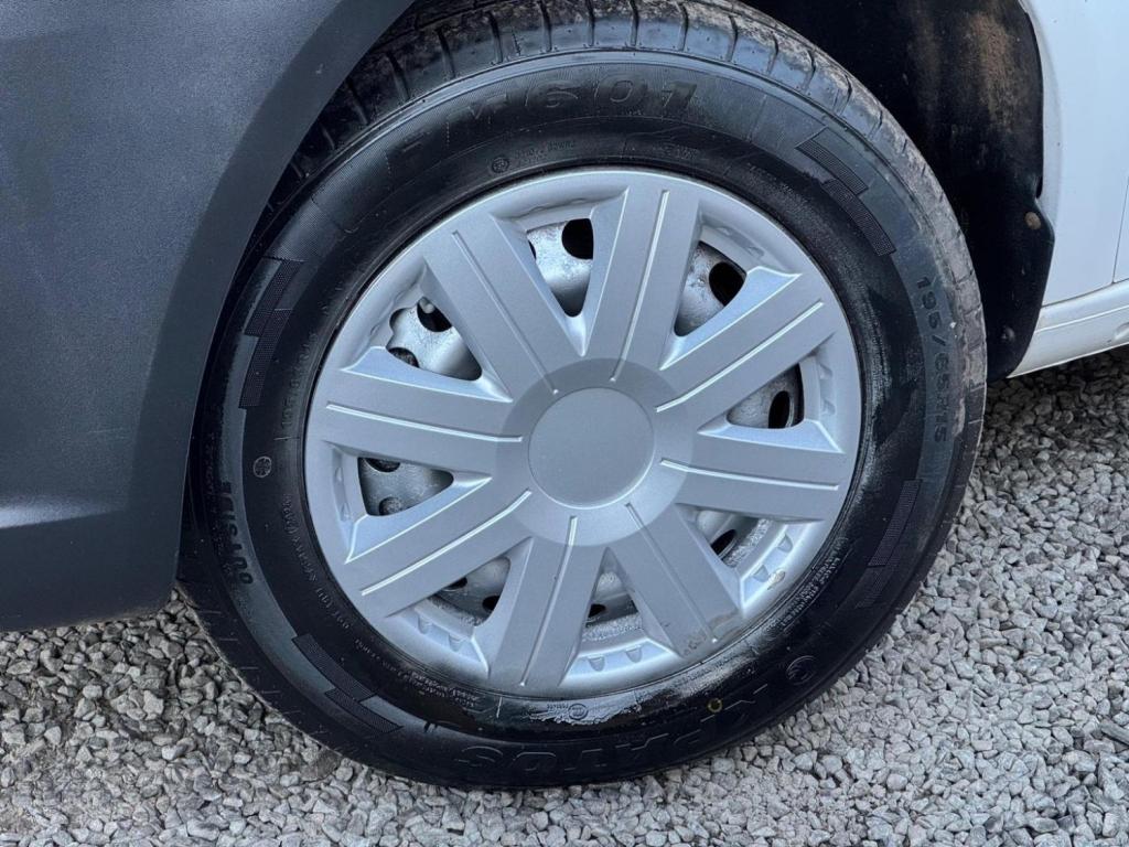 VOLKSWAGEN CADDY 1.6 TDI C20 L1 H1 4dr 2013