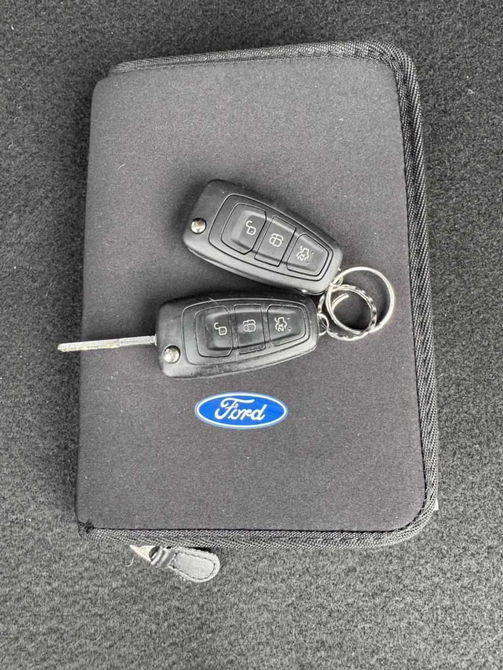 FORD FOCUS 1.6 TDCi Edge Euro 5 (s/s) 5dr 2013