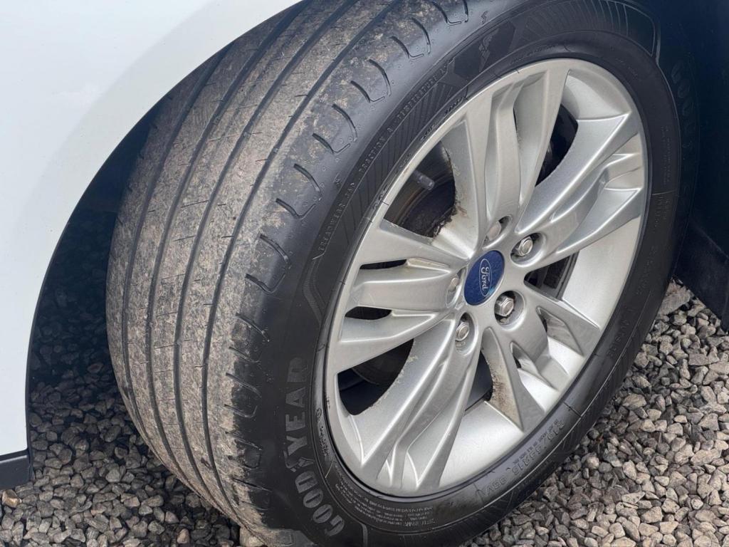 FORD FOCUS 1.6 TDCi Edge Euro 5 (s/s) 5dr 2013