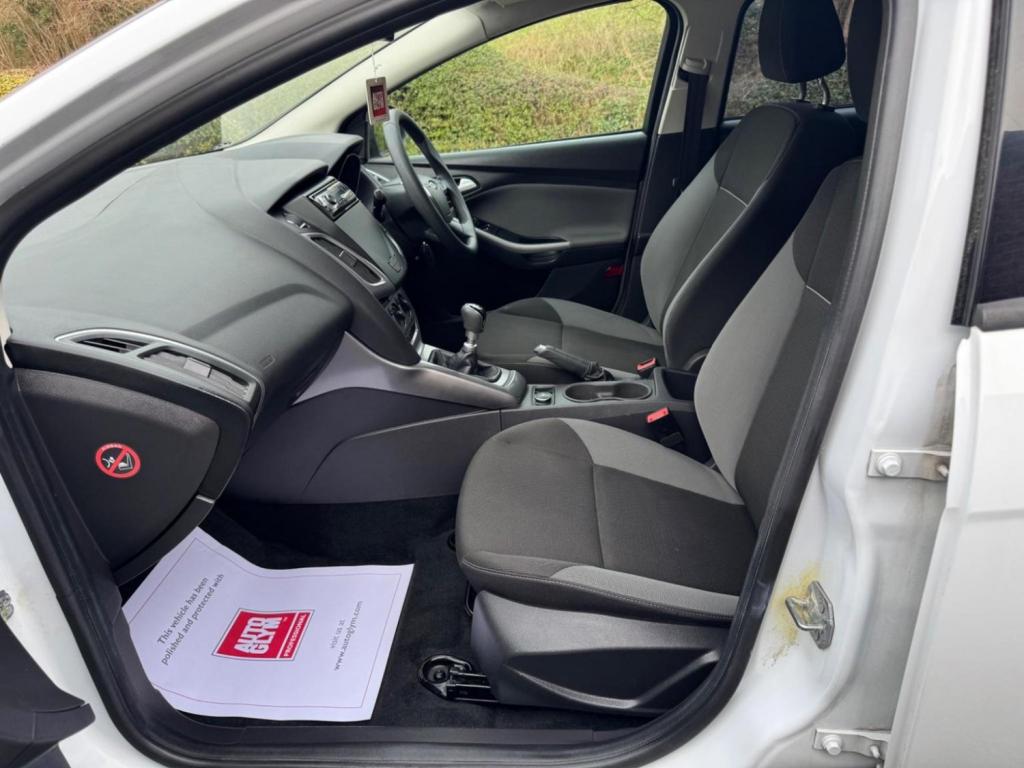 FORD FOCUS 1.6 TDCi Edge Euro 5 (s/s) 5dr 2013