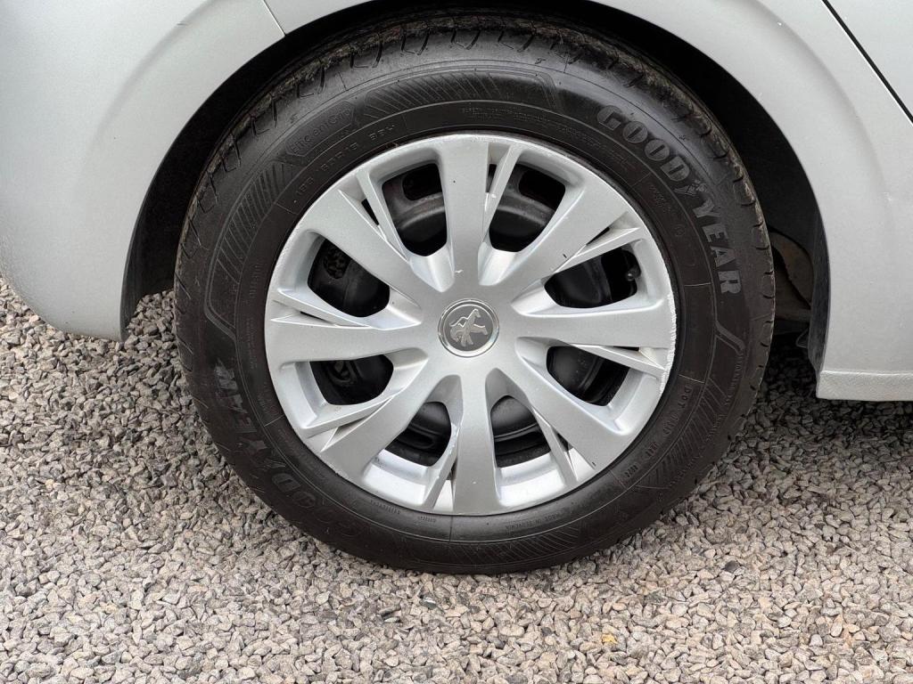 PEUGEOT 208 1.6 BlueHDi Access (a/c) Euro 6 5dr 2016