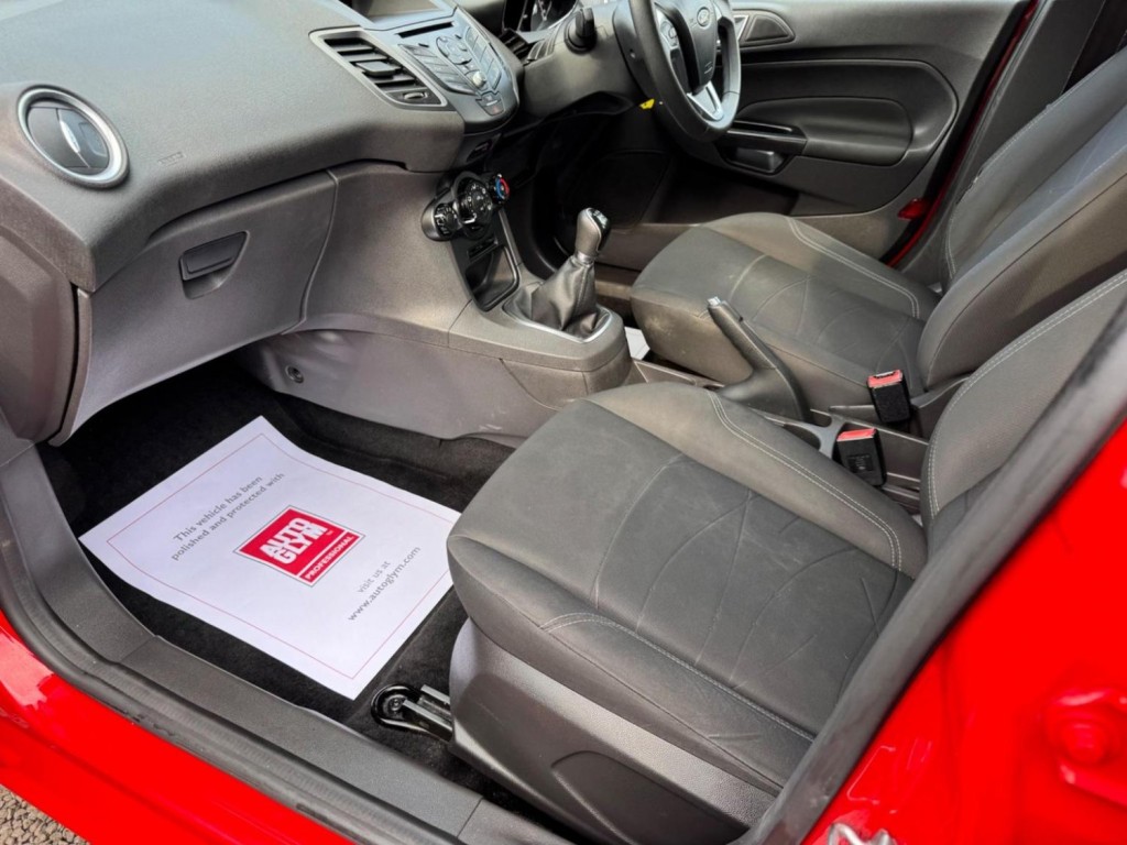 FORD FIESTA 1.5 TDCi Style Euro 6 5dr 2015