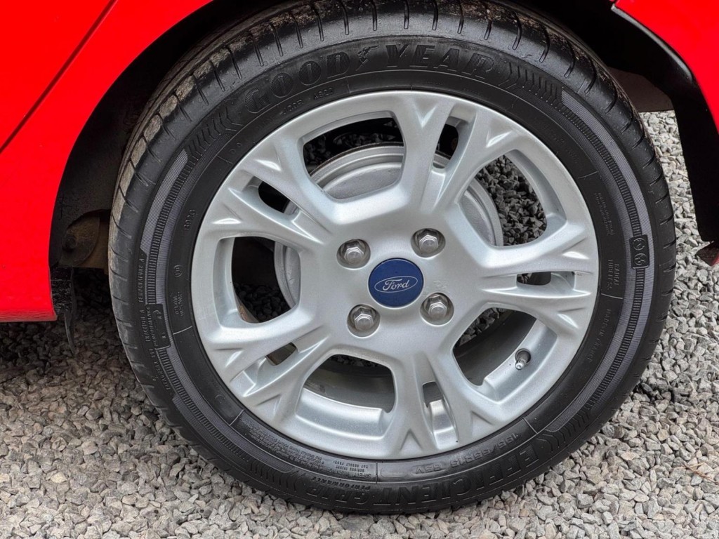 FORD FIESTA 1.5 TDCi Style Euro 6 5dr 2015