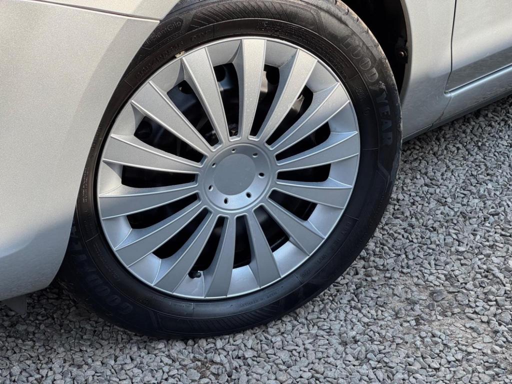 FORD FOCUS 1.6 TDCi DPF Studio 5dr 2009