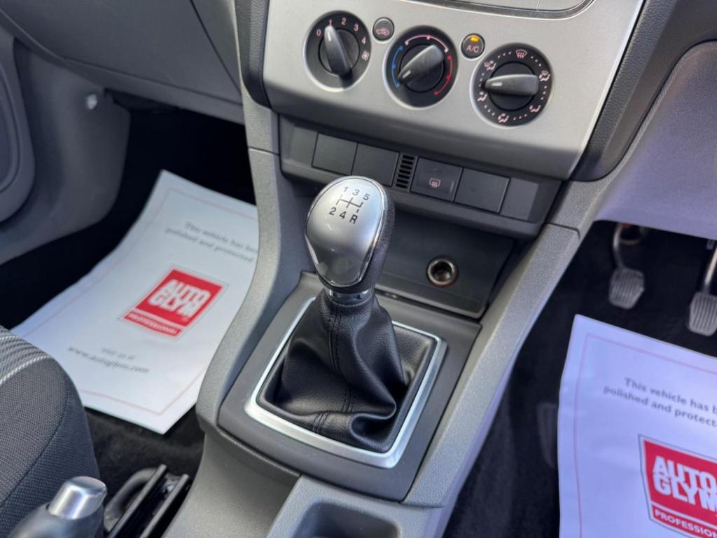 FORD FOCUS 1.6 TDCi DPF Studio 5dr 2009