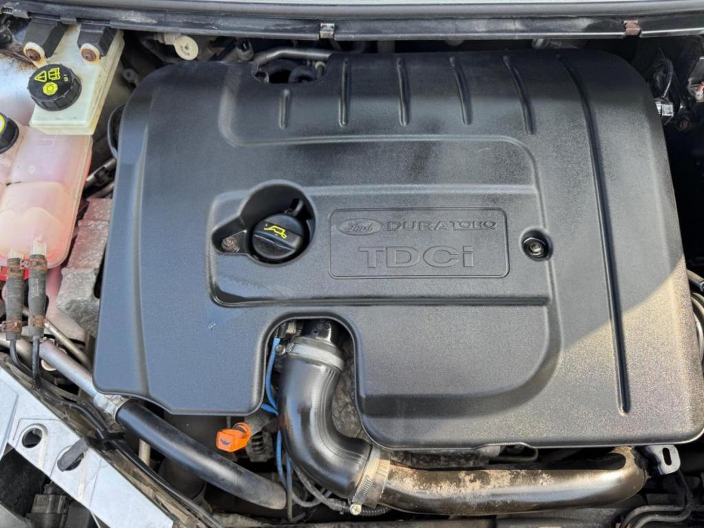 FORD FOCUS 1.6 TDCi DPF Studio 5dr 2009