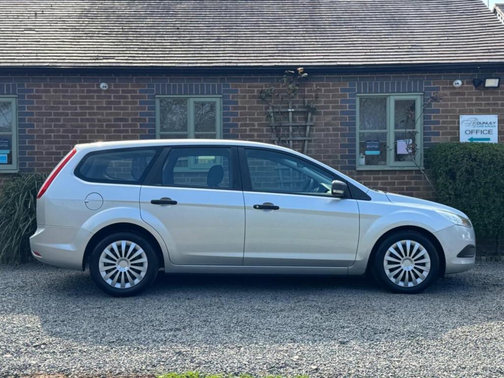 FORD FOCUS 1.6 TDCi DPF Studio 5dr 2009