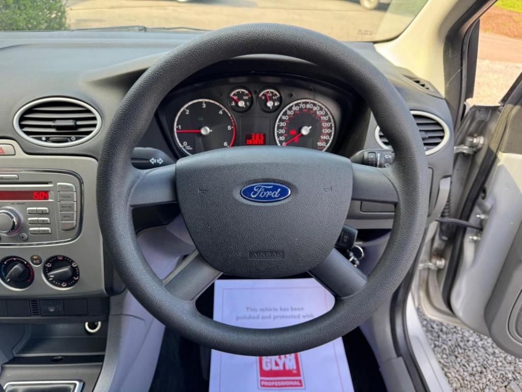 FORD FOCUS 1.6 TDCi DPF Studio 5dr 2009